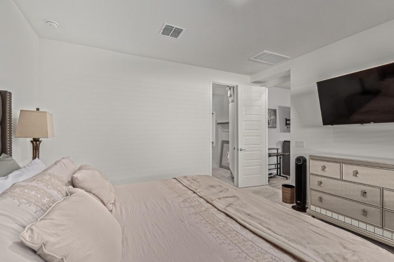 At Your Service - Modern Amenities, Urban Location, Sophisticated Style Phoenix Exteriör bild