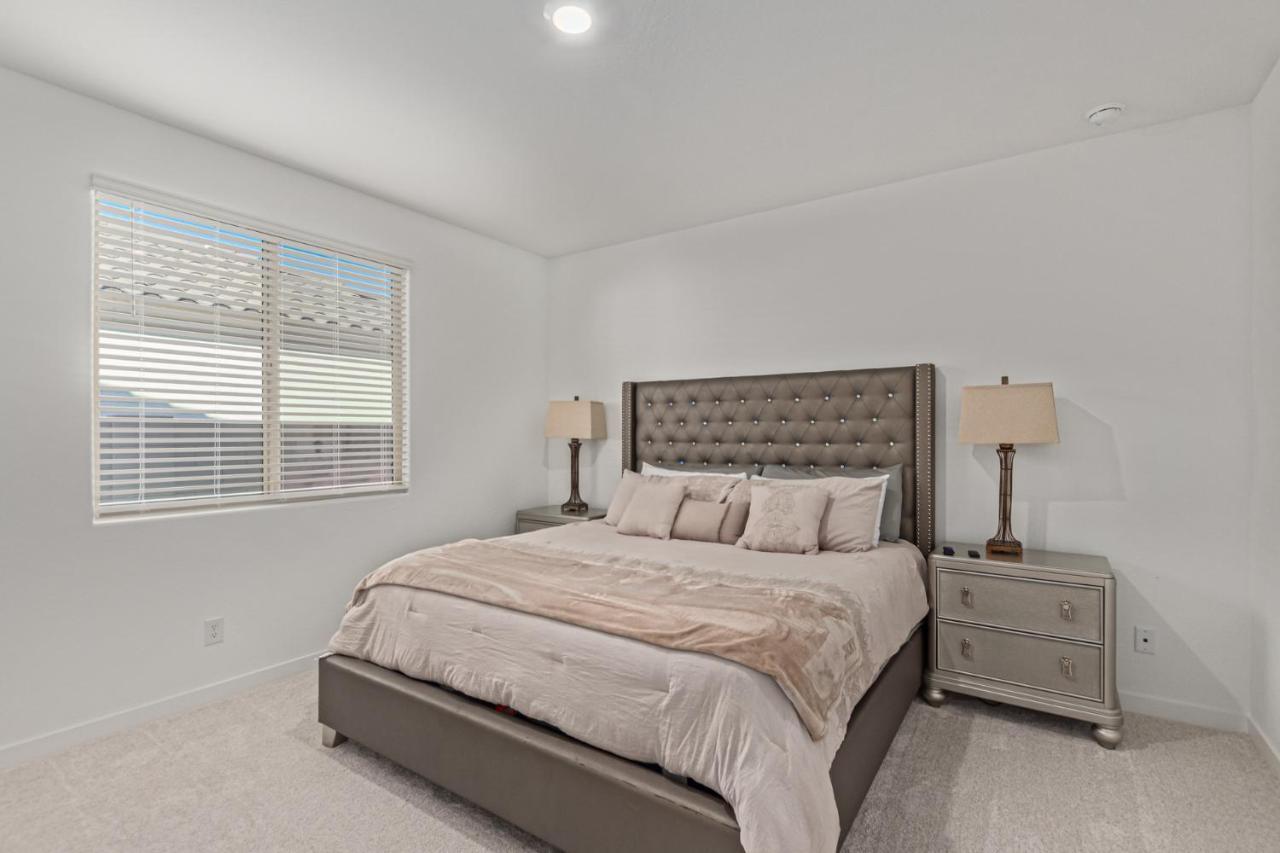 At Your Service - Modern Amenities, Urban Location, Sophisticated Style Phoenix Exteriör bild
