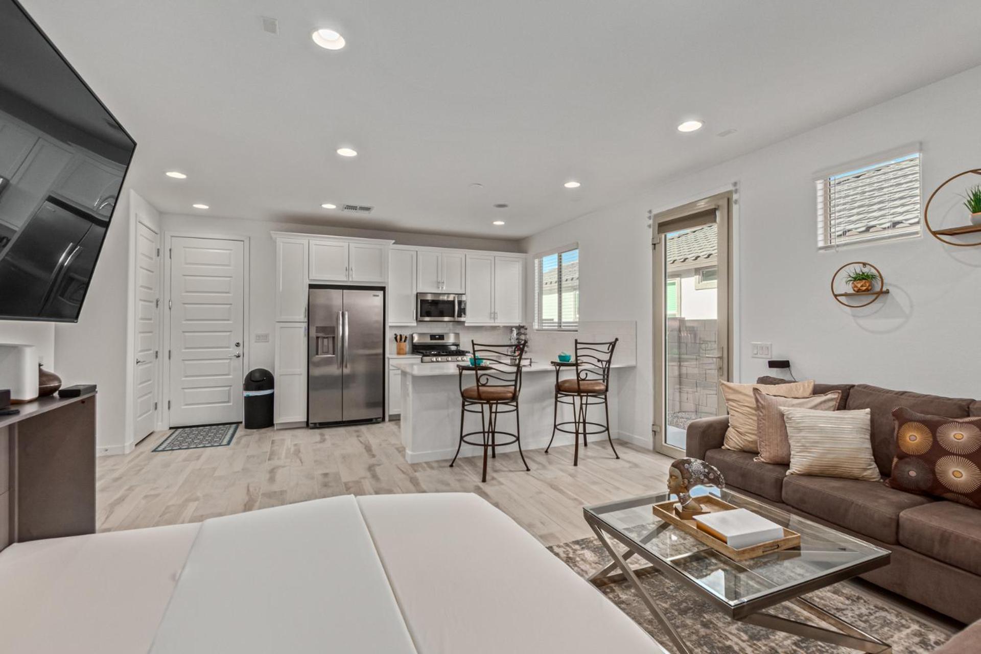 At Your Service - Modern Amenities, Urban Location, Sophisticated Style Phoenix Exteriör bild